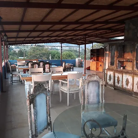 Bed and Breakfast Efes 3*