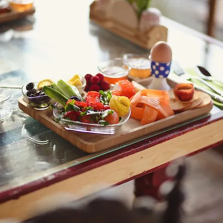 Efes Bed & Breakfast 3*