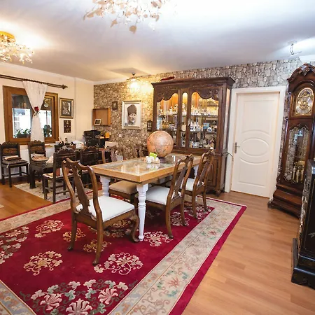 Bed & Breakfast Efes 3*